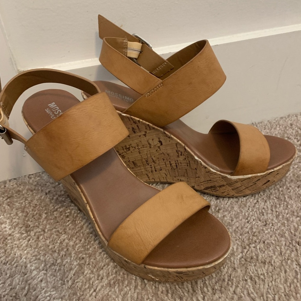 Brown Wedges